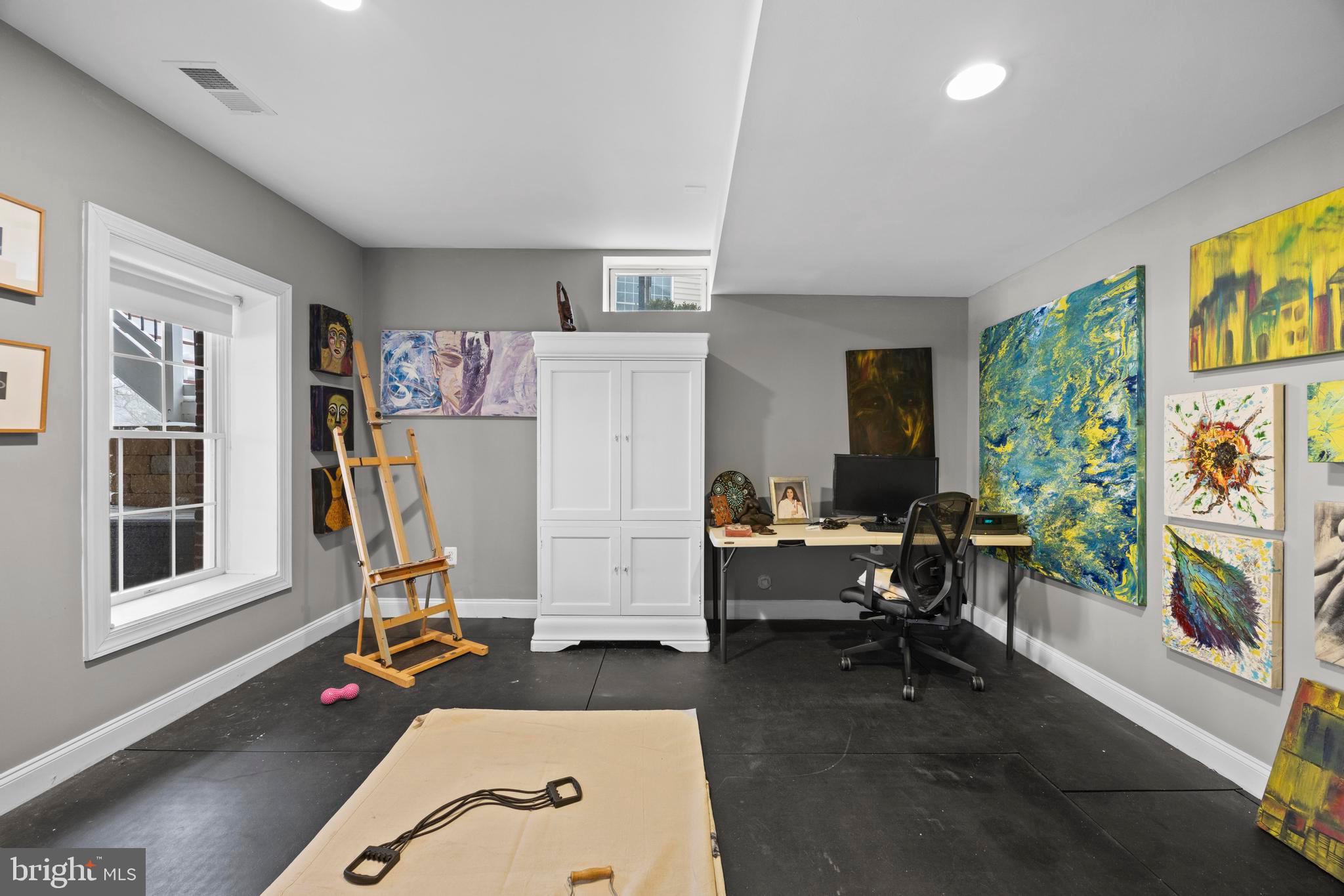 BELMONT COUNTRY CLUB - Residential