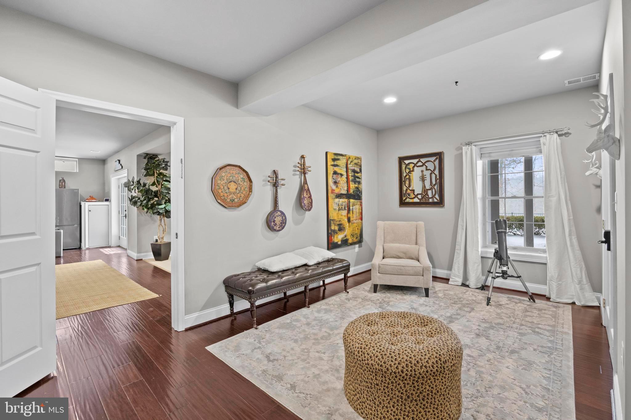 BELMONT COUNTRY CLUB - Residential