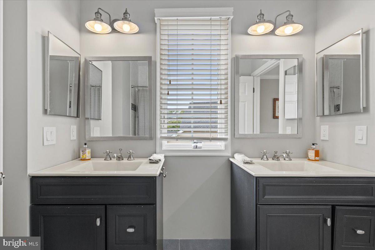 BELMONT COUNTRY CLUB - Residential