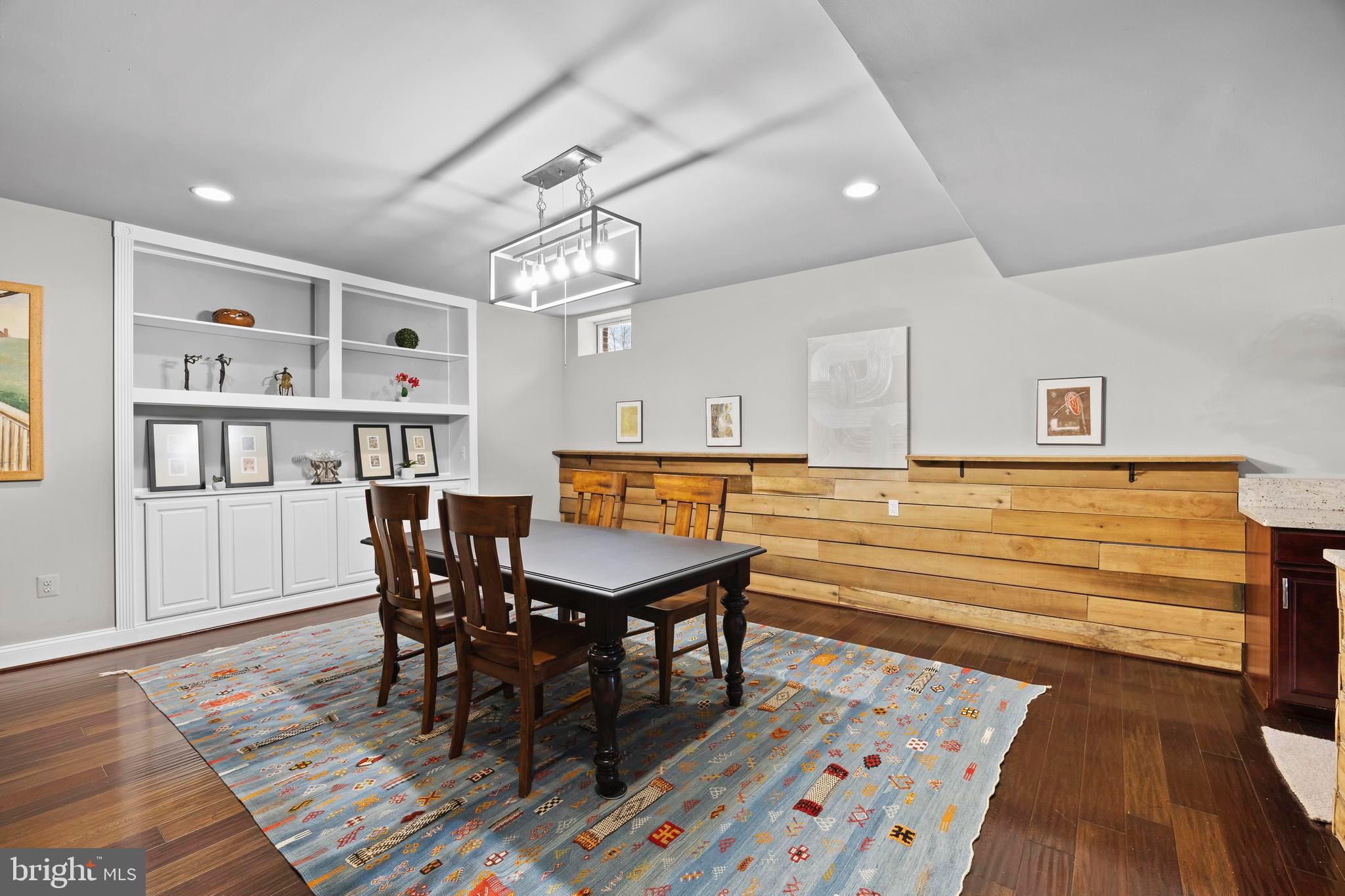 BELMONT COUNTRY CLUB - Residential