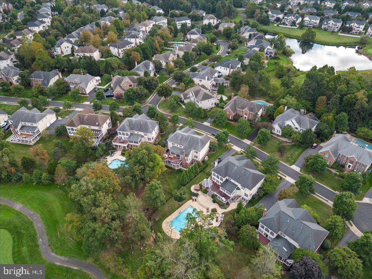 BELMONT COUNTRY CLUB - Residential