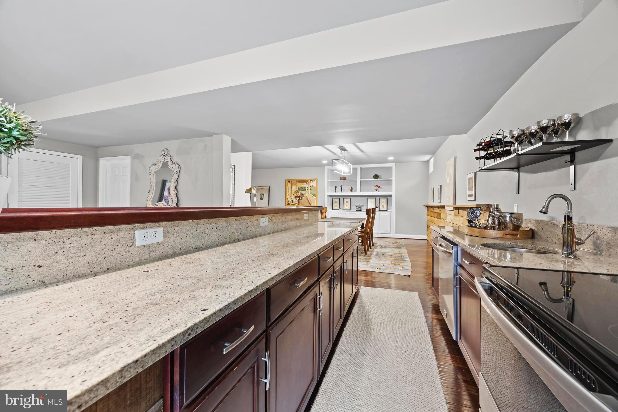 BELMONT COUNTRY CLUB - Residential