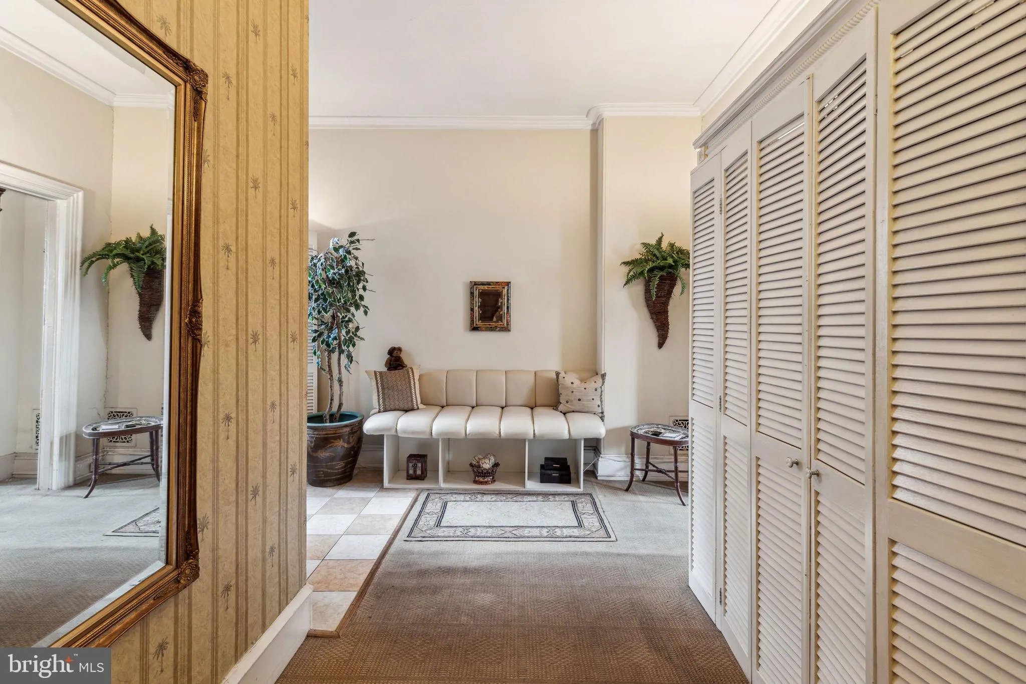 Philadelphia, Pennsylvania 19103, United States, 4 Bedrooms Bedrooms, ,5 BathroomsBathrooms,Residential,Active,117801