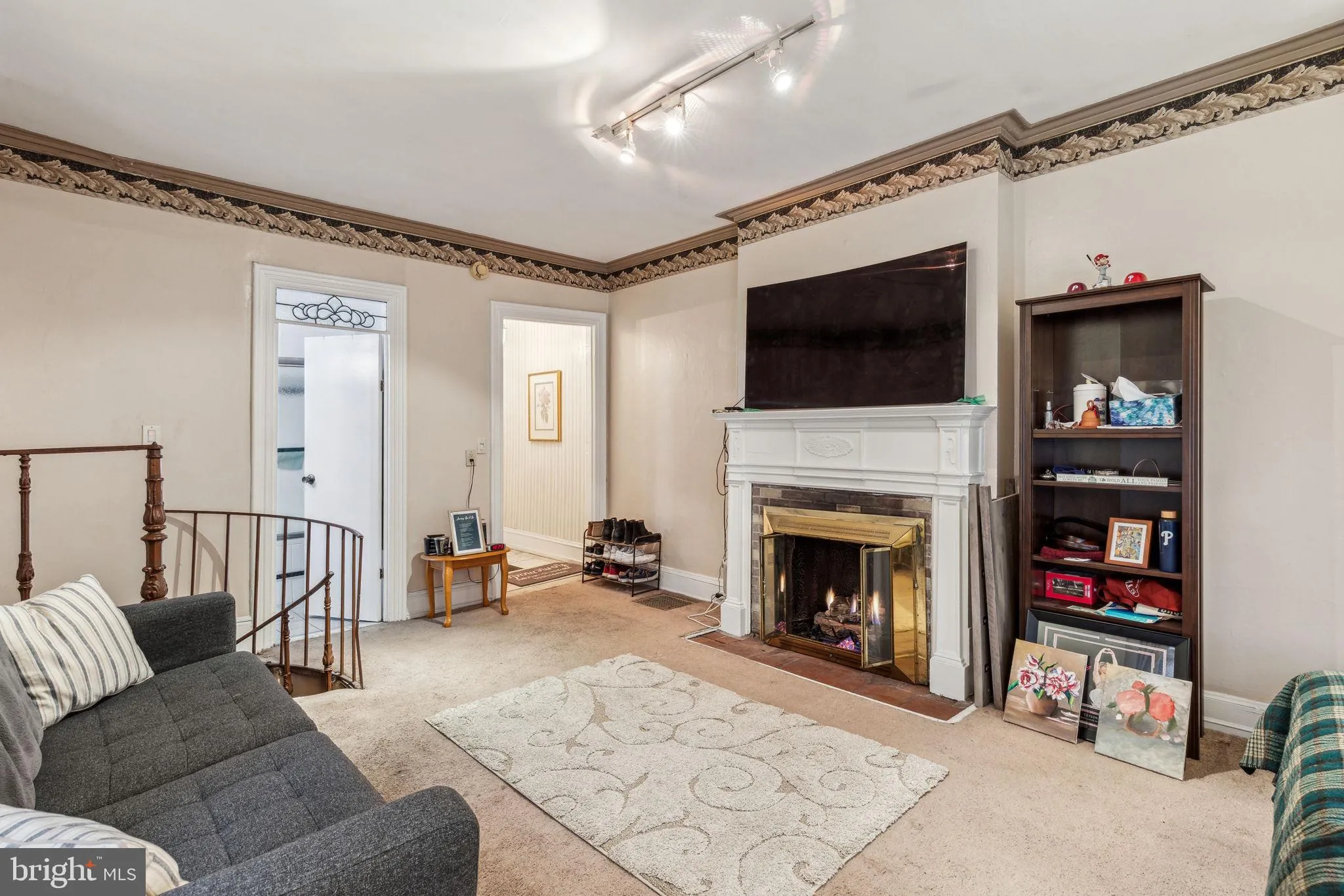 Philadelphia, Pennsylvania 19103, United States, 4 Bedrooms Bedrooms, ,5 BathroomsBathrooms,Residential,Active,117801