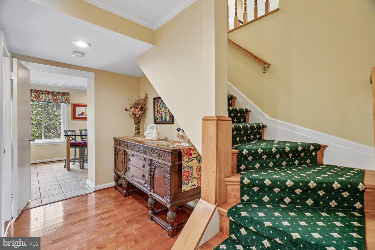 HICKORY HOLLOW - Residential