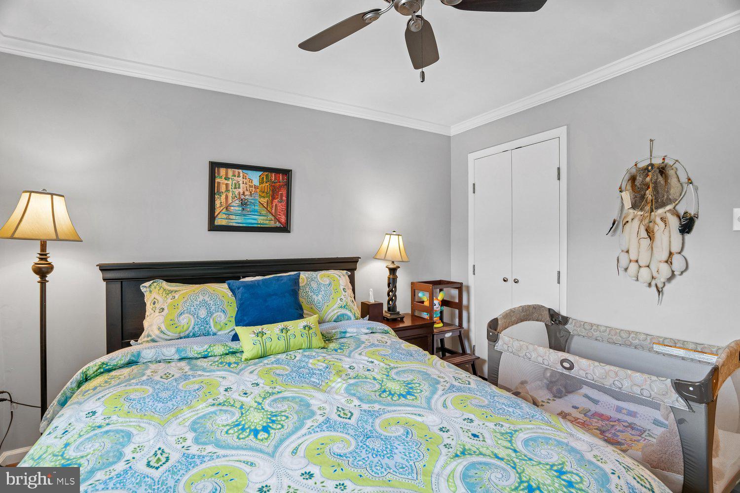 HICKORY HOLLOW - Residential