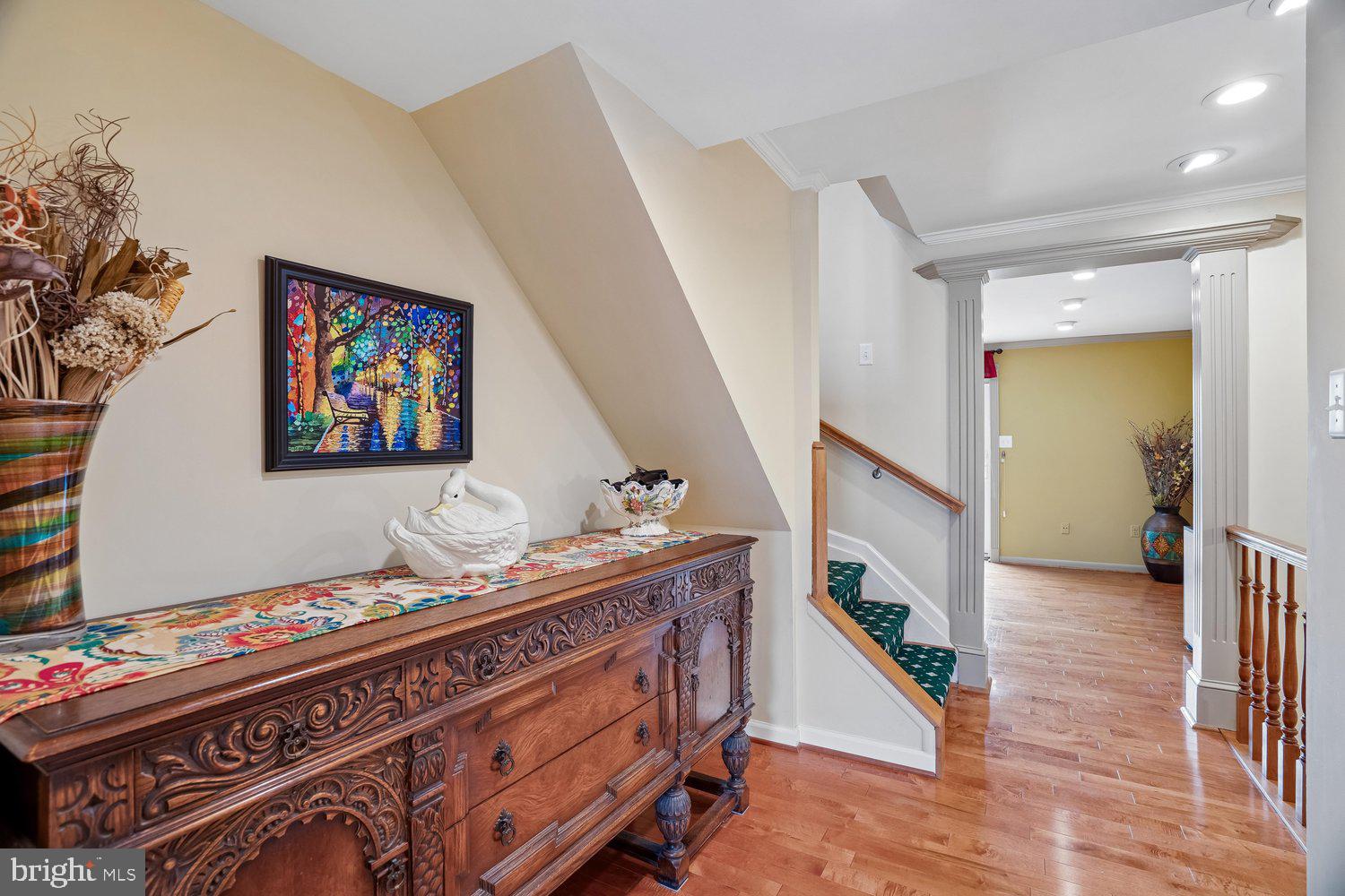 HICKORY HOLLOW - Residential