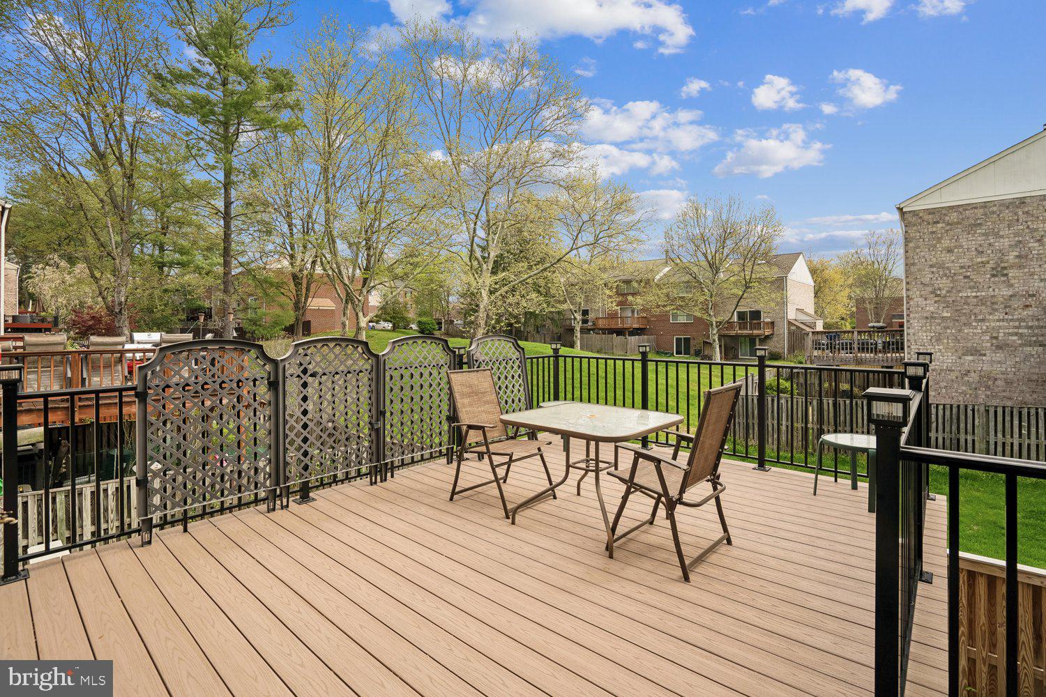 HICKORY HOLLOW - Residential