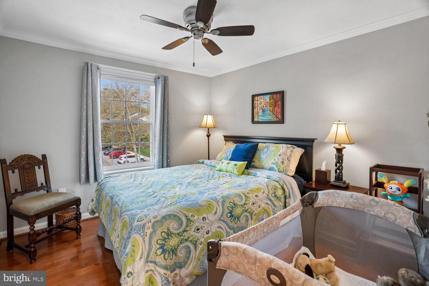 HICKORY HOLLOW - Residential