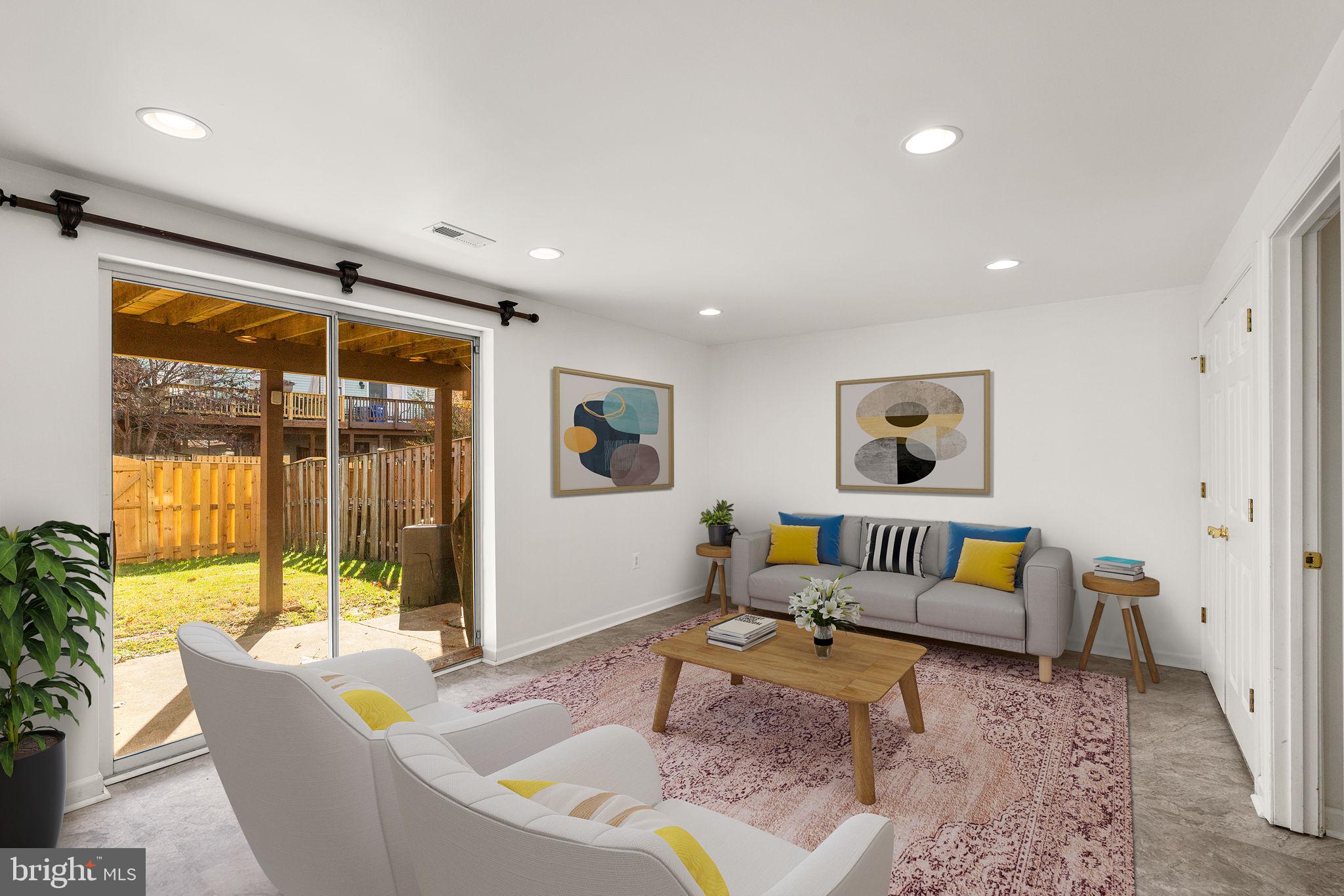 RICHARDSON MEWS - Residential