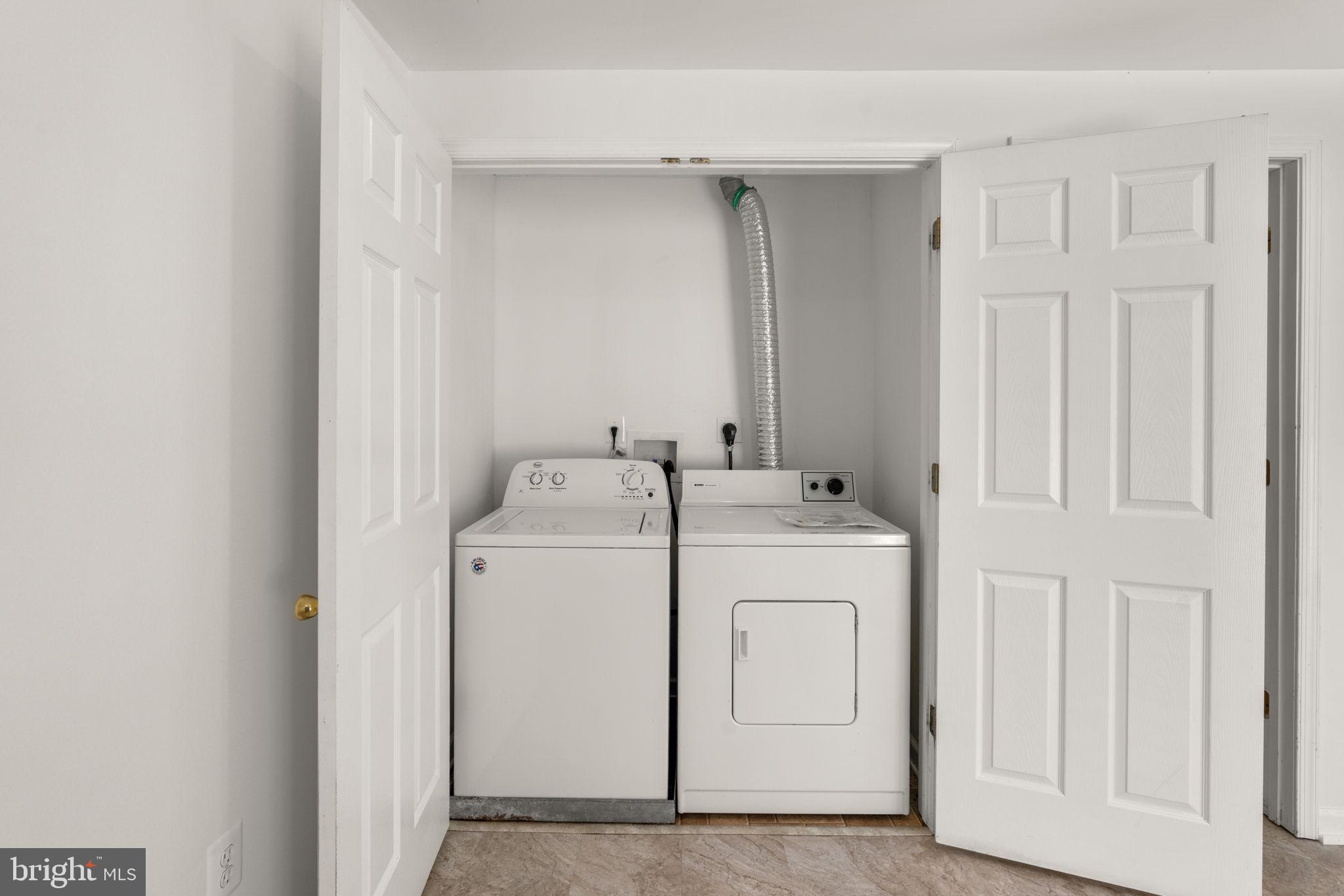 RICHARDSON MEWS - Residential