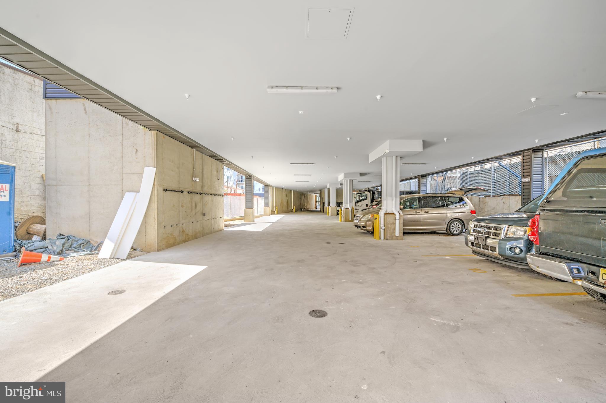 GRADUATE HOSPITAL - Residential Lease