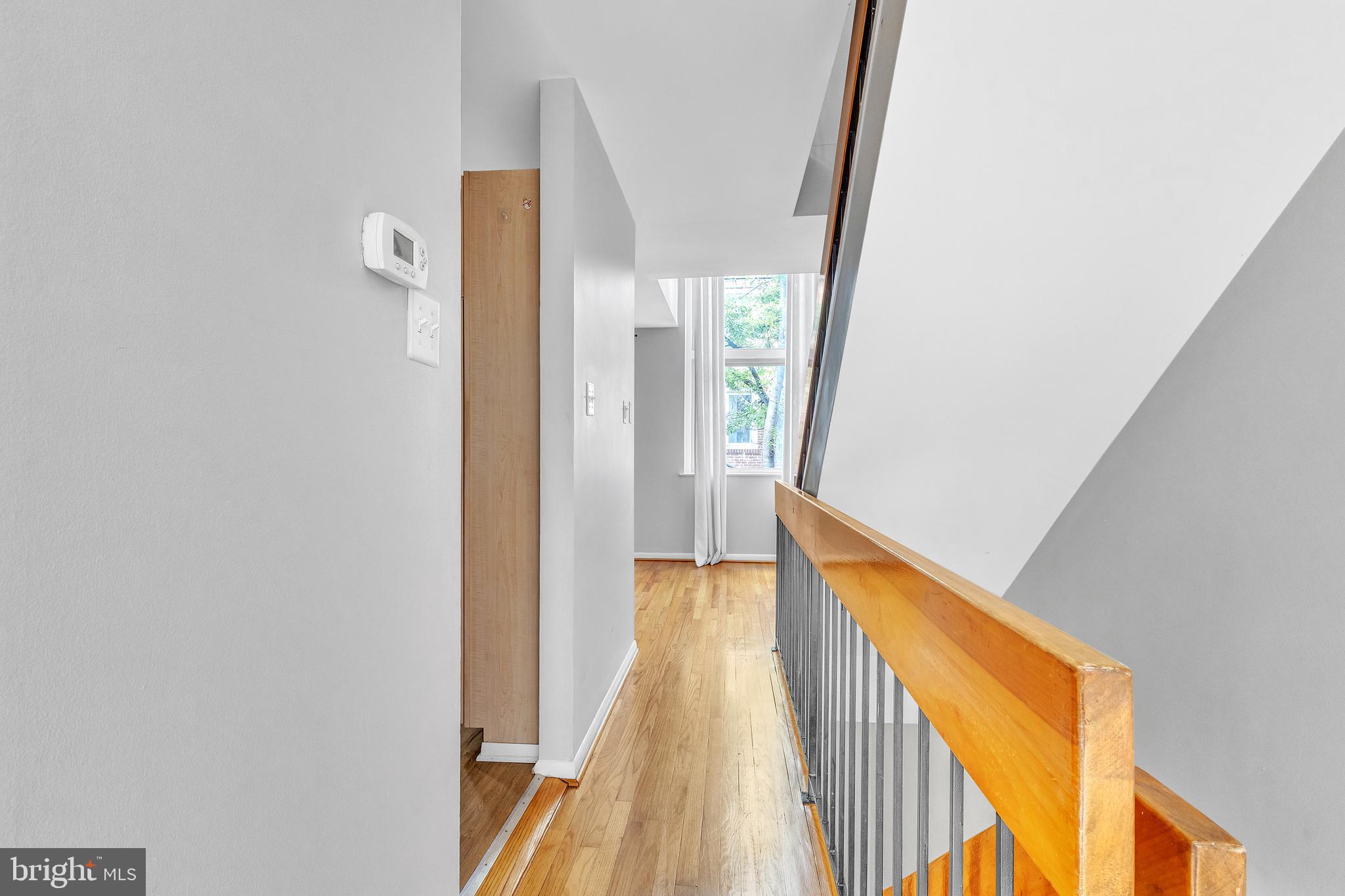 LOGAN SQUARE - Residential