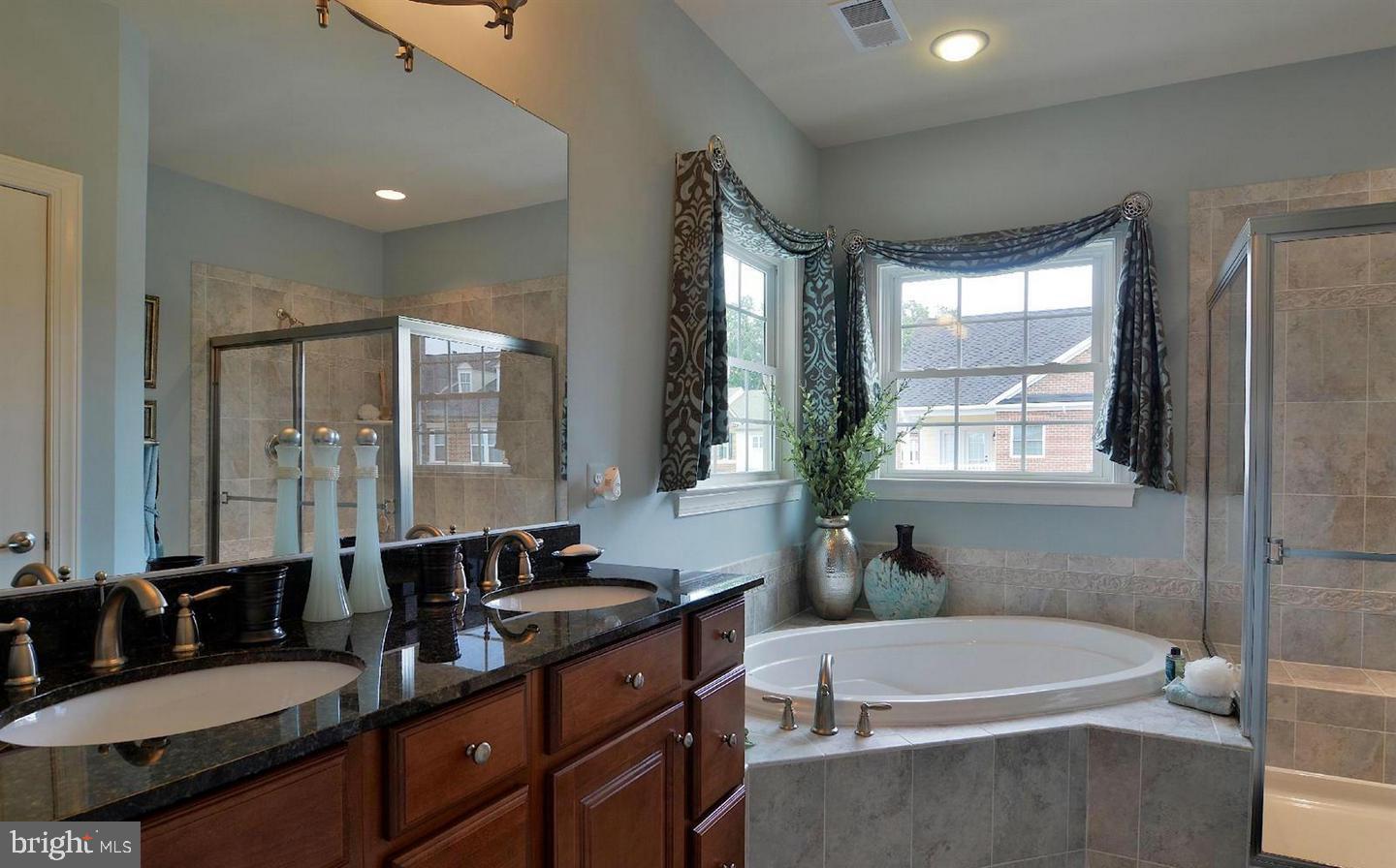 WATKINS MILL TOWN CENTER - Residential Lease