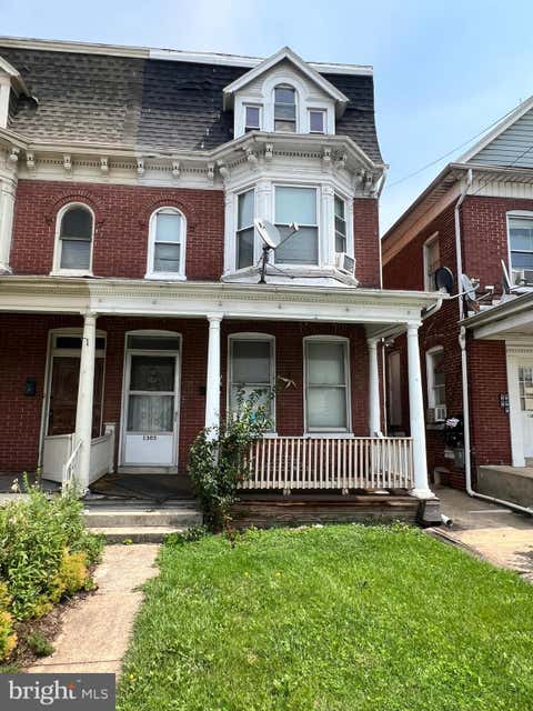 Photo of 1305 N George Street, YORK, PA 17404 (MLS # PAYK2110174)