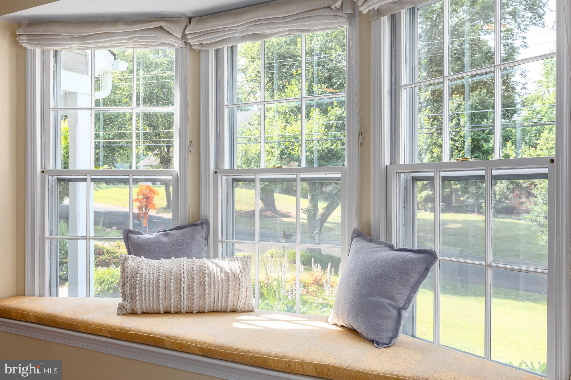 BRADLEY MANOR - Residential