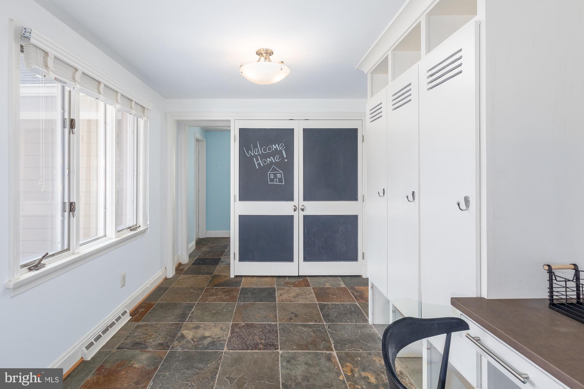 BRADLEY MANOR - Residential