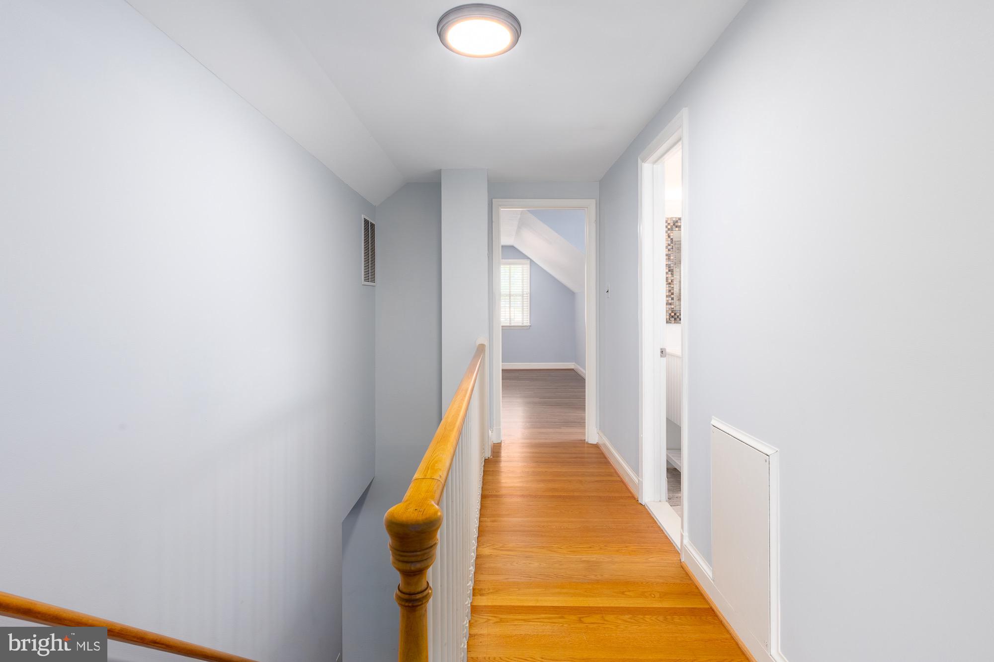 BRADLEY MANOR - Residential