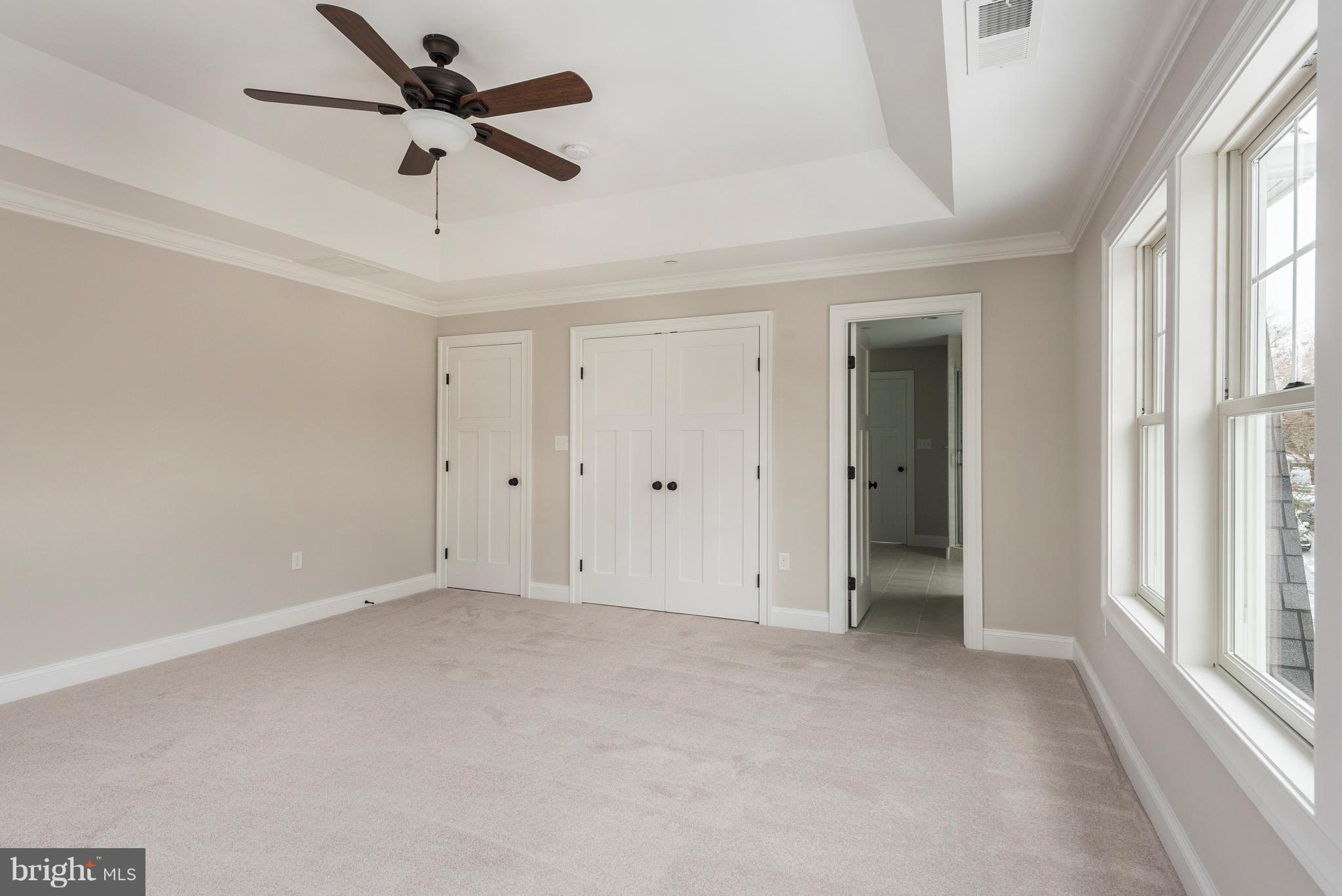 MURRAY HILL - Residential