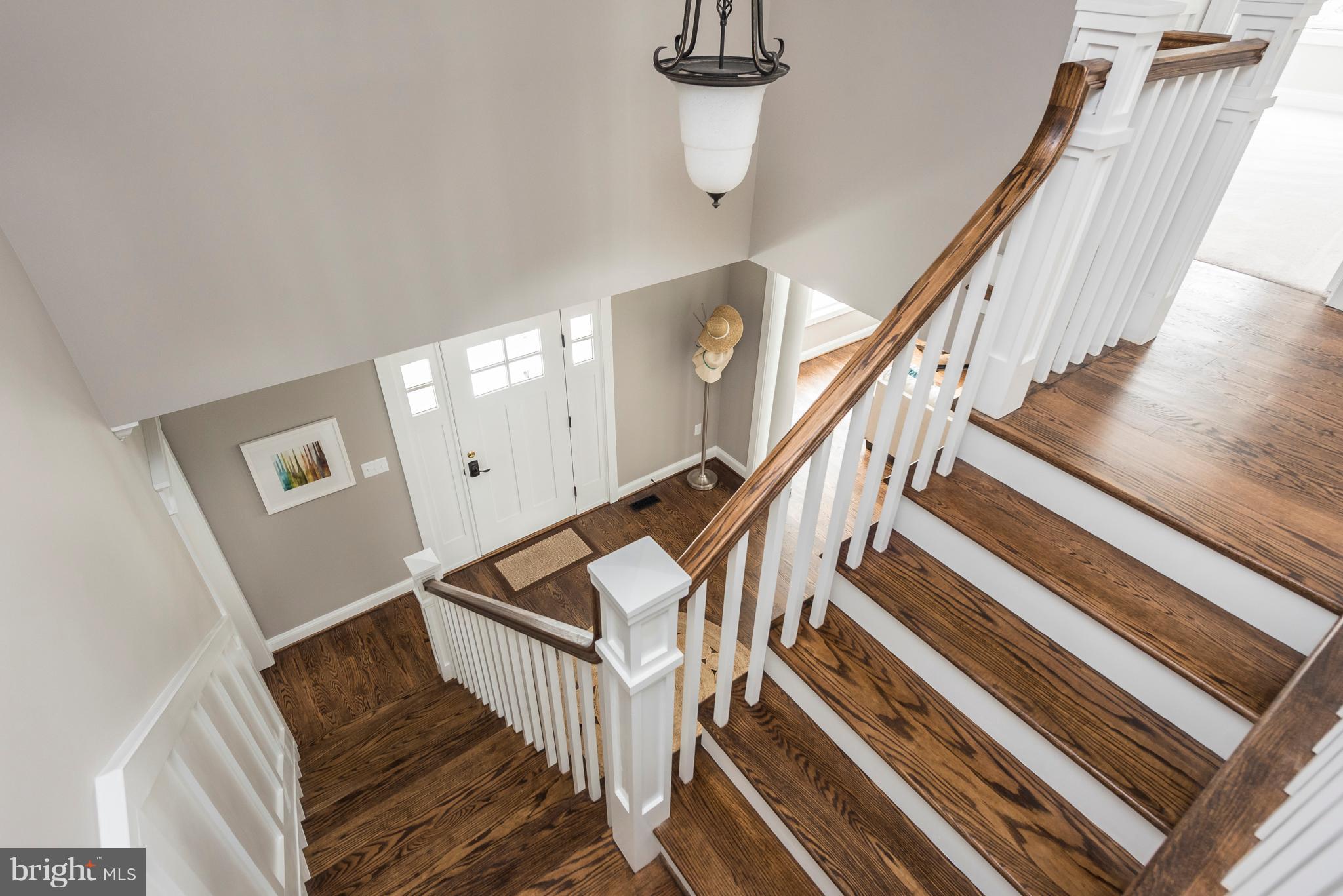 MURRAY HILL - Residential