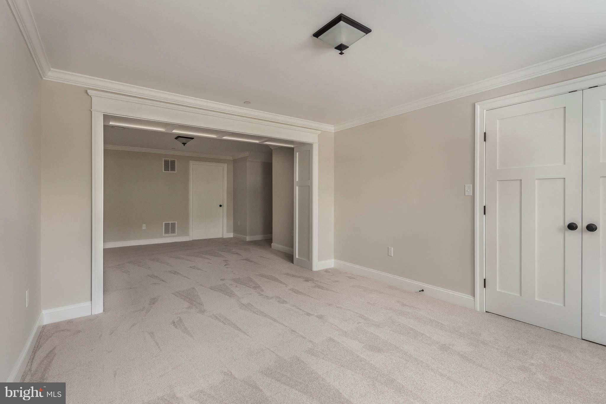 MURRAY HILL - Residential