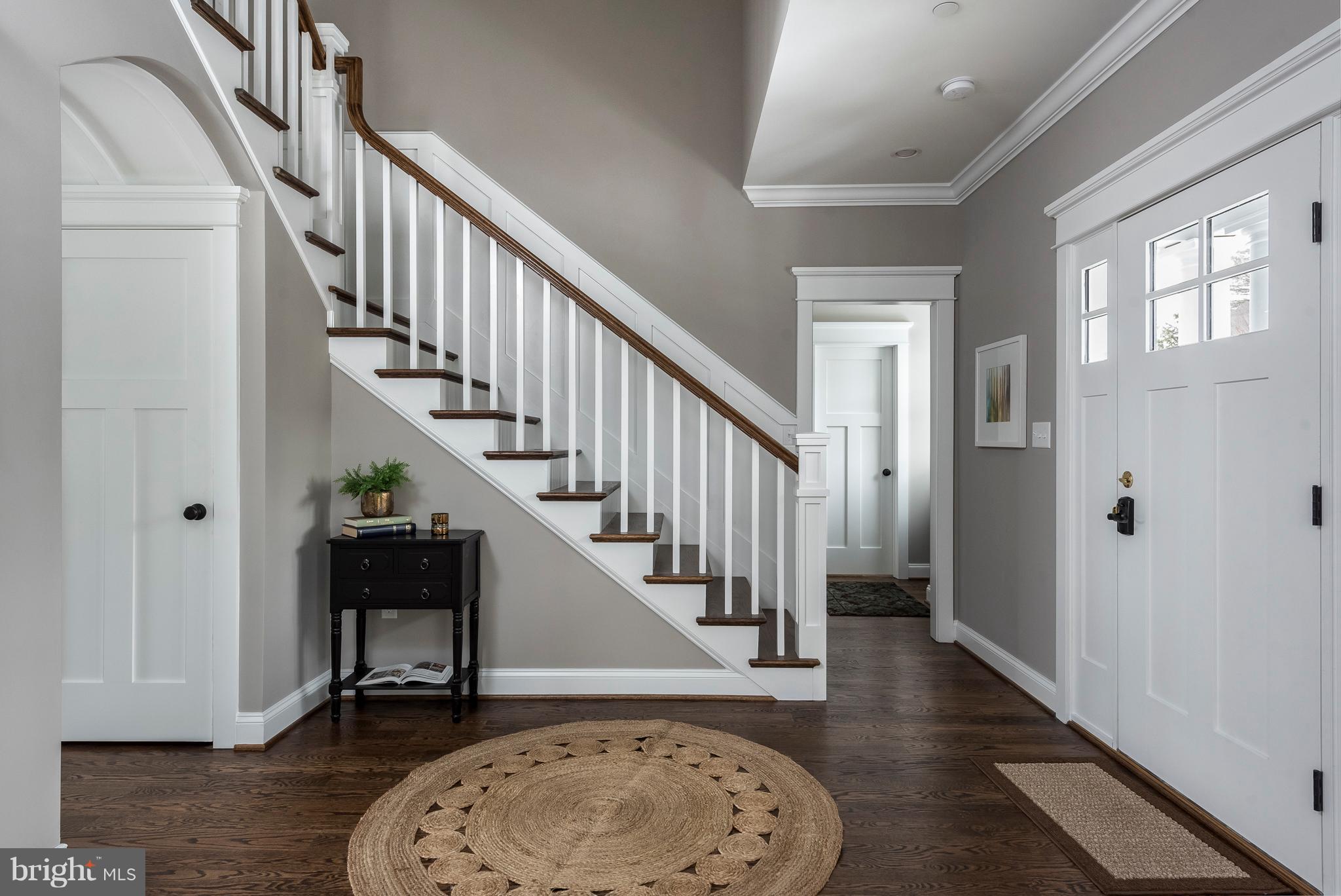 MURRAY HILL - Residential