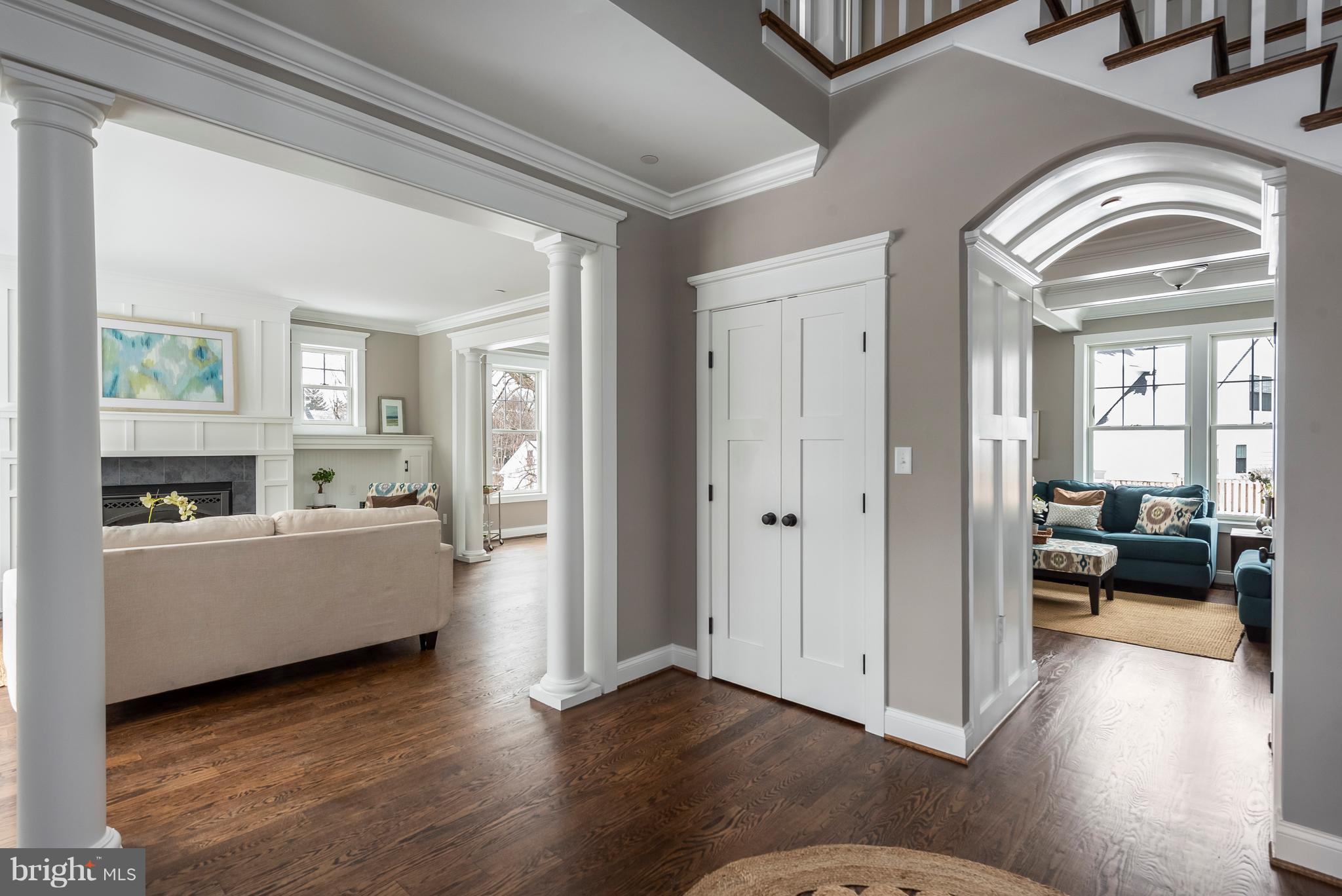 MURRAY HILL - Residential