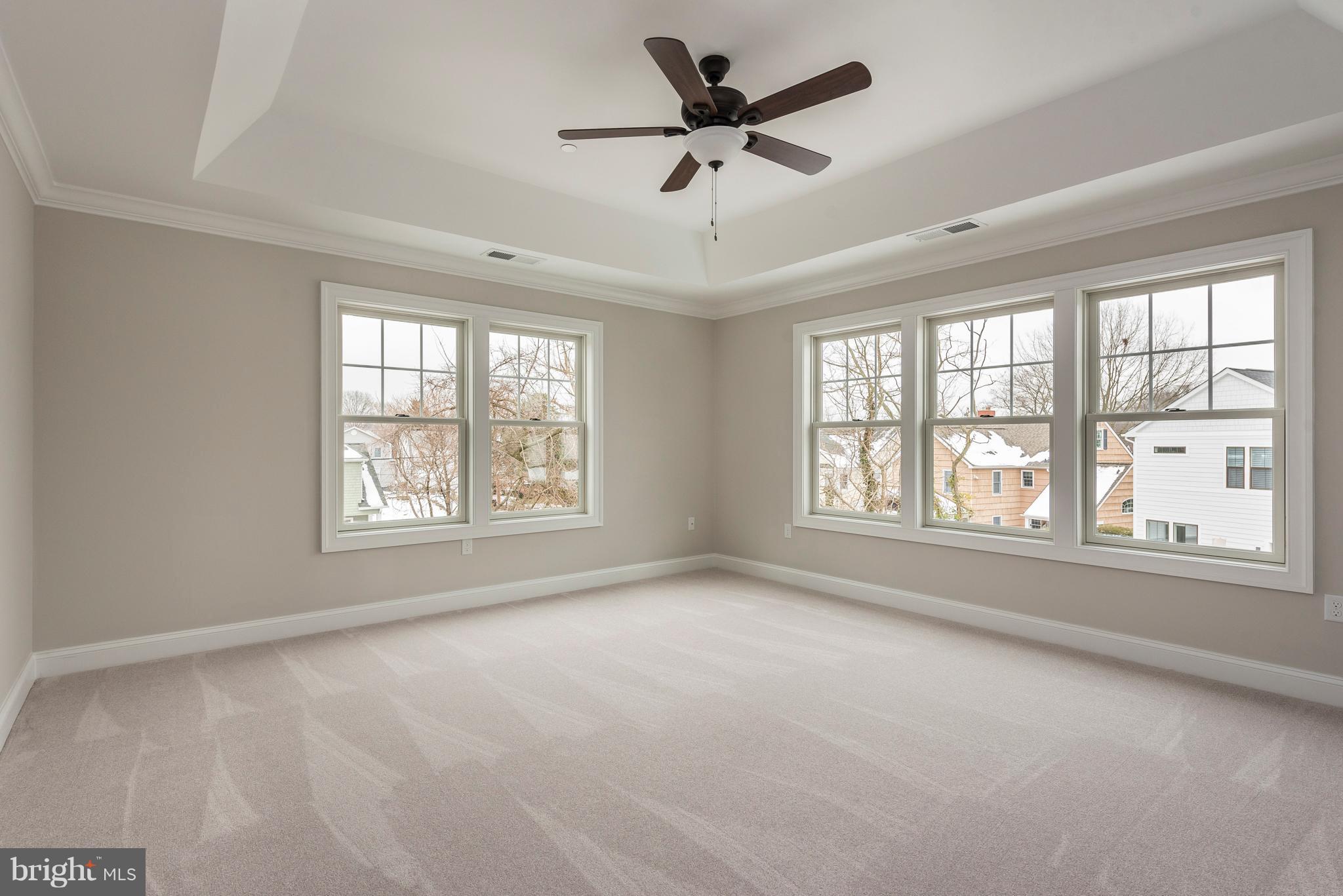 MURRAY HILL - Residential