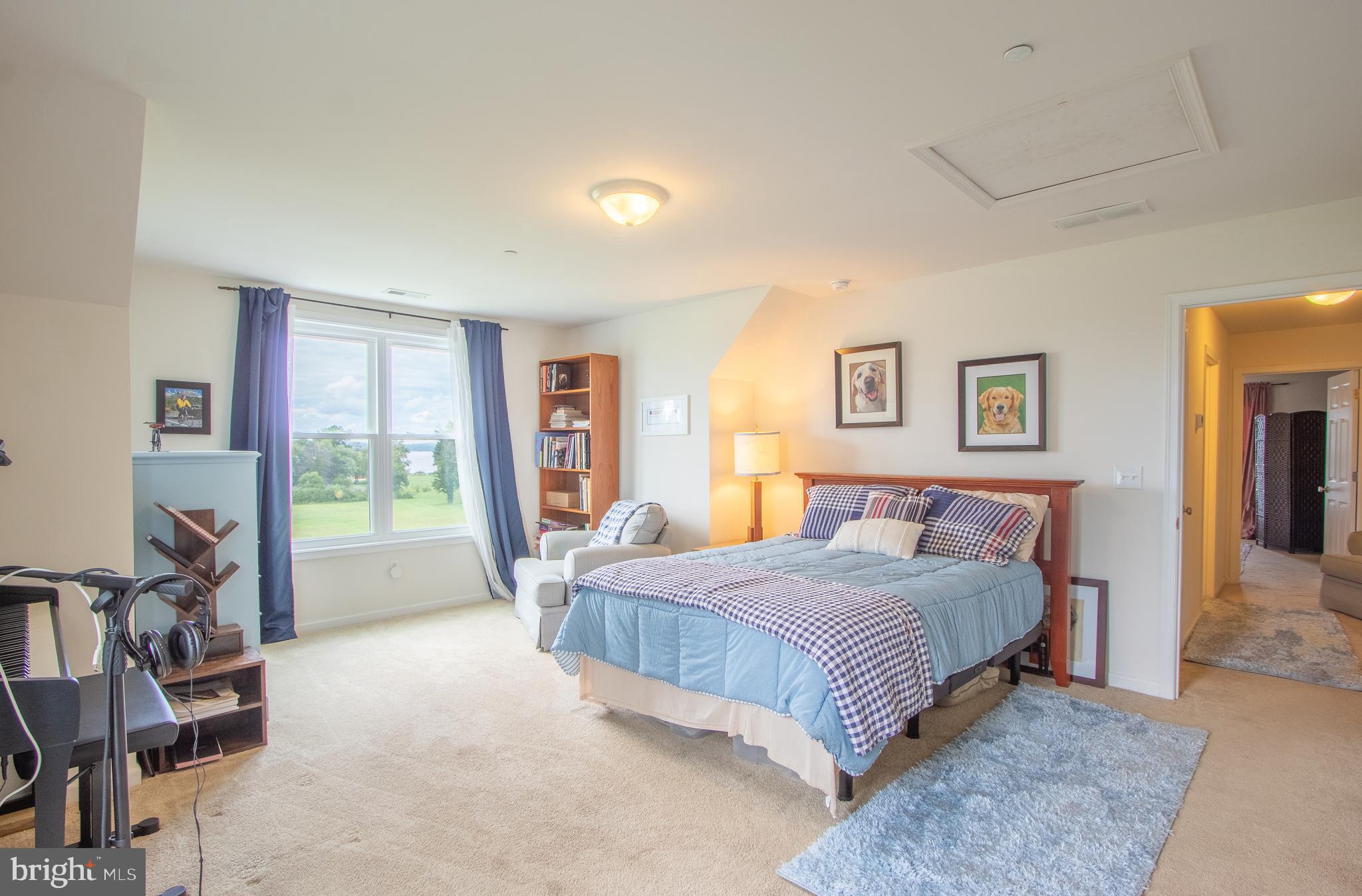 WEST VIEW SHORES - Residential