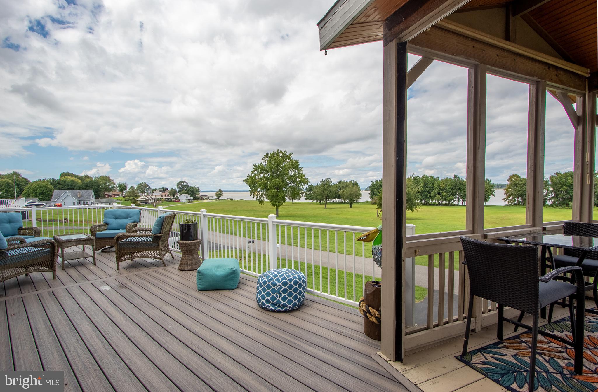 WEST VIEW SHORES - Residential