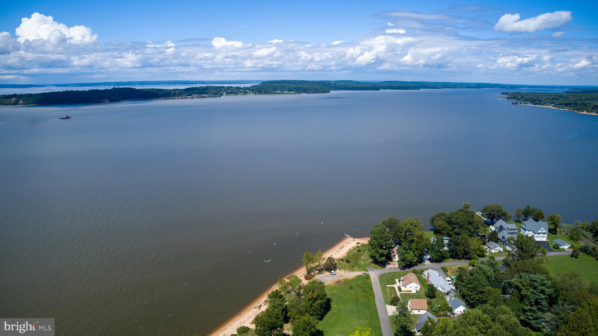 WEST VIEW SHORES - Residential