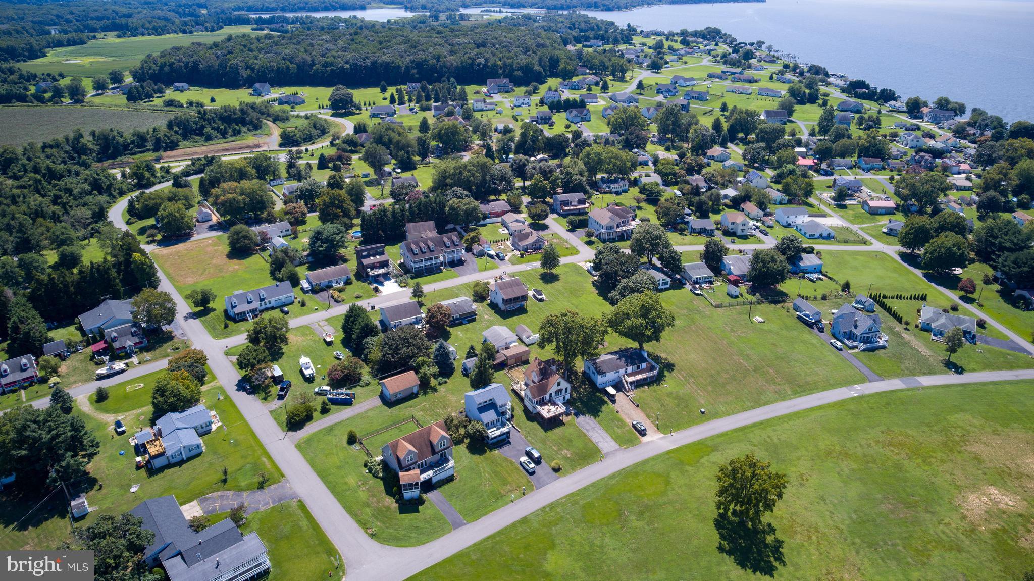 WEST VIEW SHORES - Residential