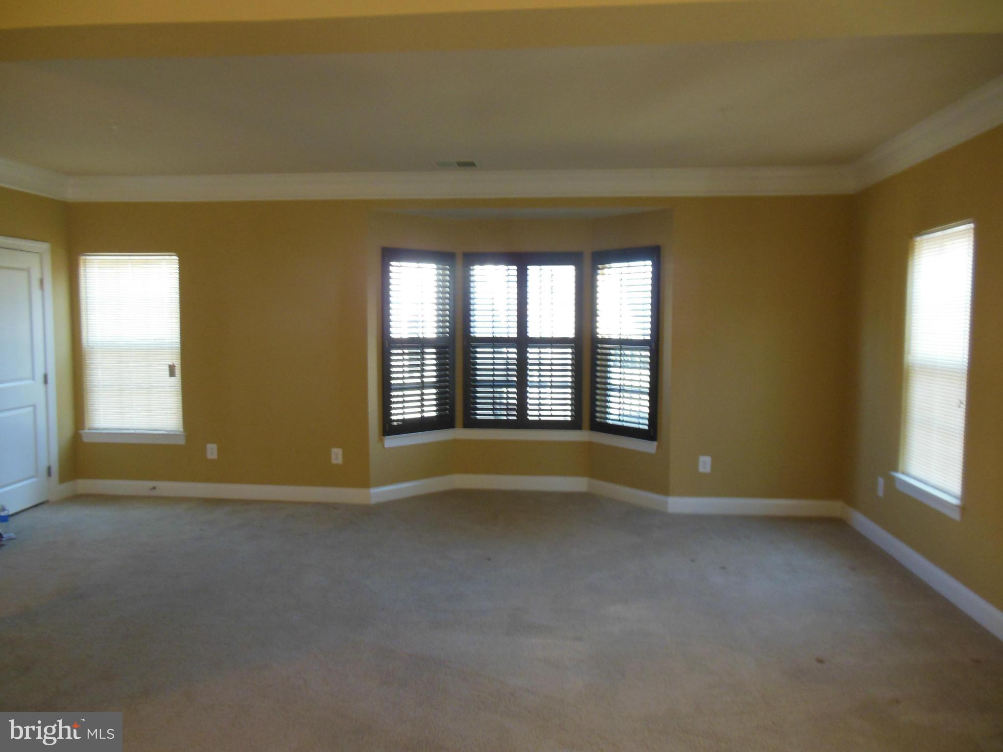 RED OAK CROSSING - Residential Lease