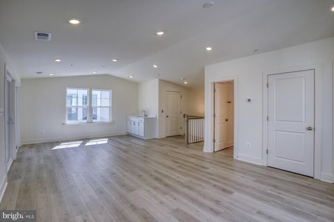 listing image 52