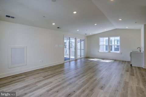listing image 51