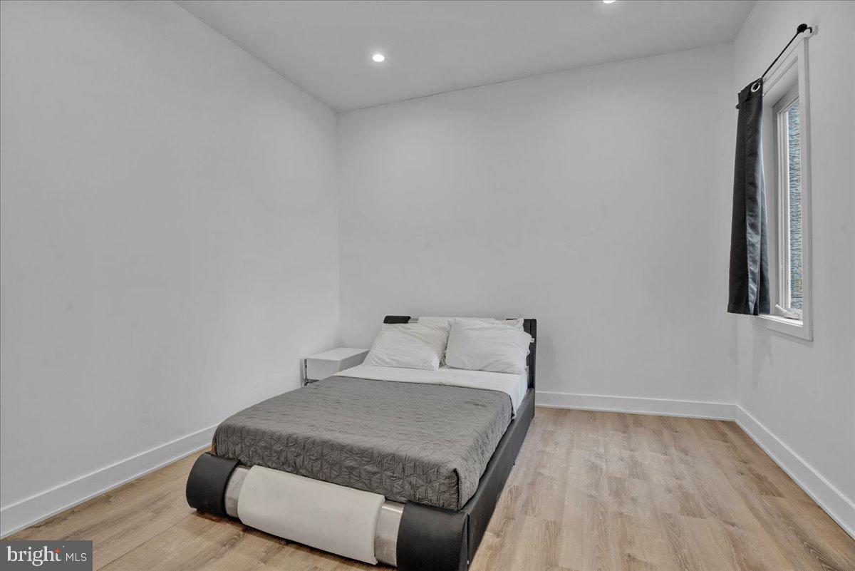 POINT BREEZE - Residential Lease