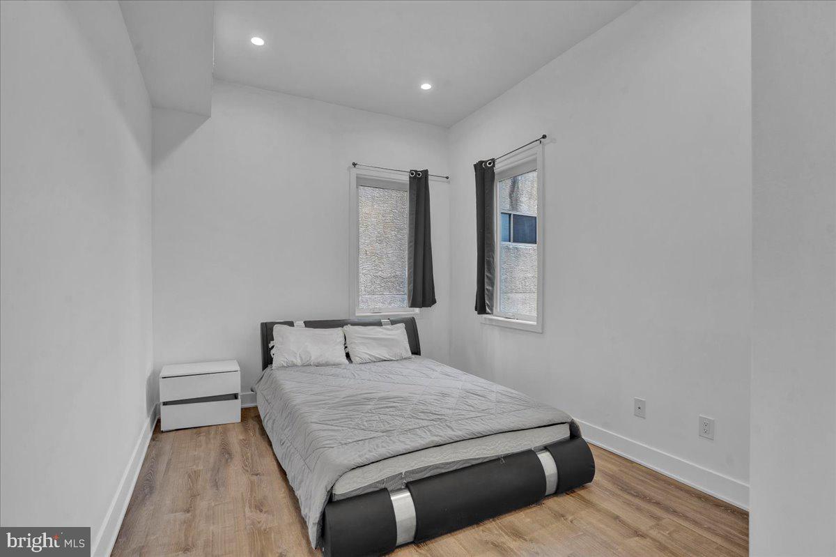 POINT BREEZE - Residential Lease