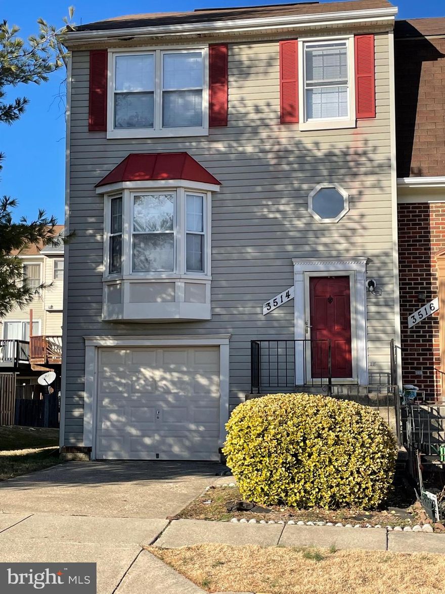 AVAILABLE May 1st

- Security Deposit: $2895
- Minimum Lease Term: 12 months 
- Minimum Credit Score: 700
- Credit, Background, and Reference Check
- Tenant is responsible for utilities & yard maintenance
- No pets, No smoking 
- Application via Rentspree 

This lovely end-unit Townhome has recently been updated with fresh paint and new laminate flooring throughout. It is located walking distance to the shops at Bowie Town Center and Allen Pond Park. It is minutes to Route 50, approx 15 miles to DC, and 15 miles to Annapolis.