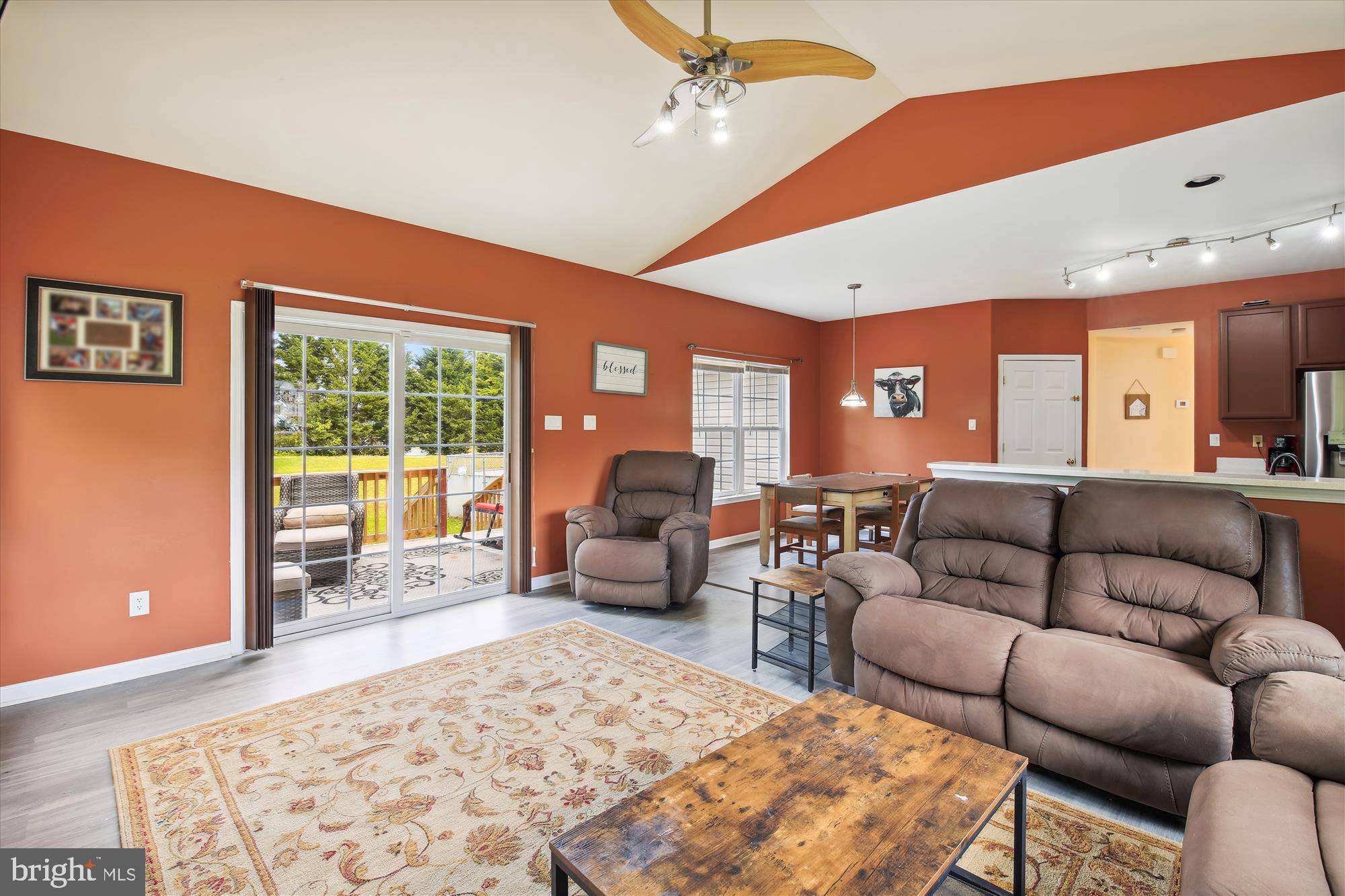 SHADOW HILLS - Residential