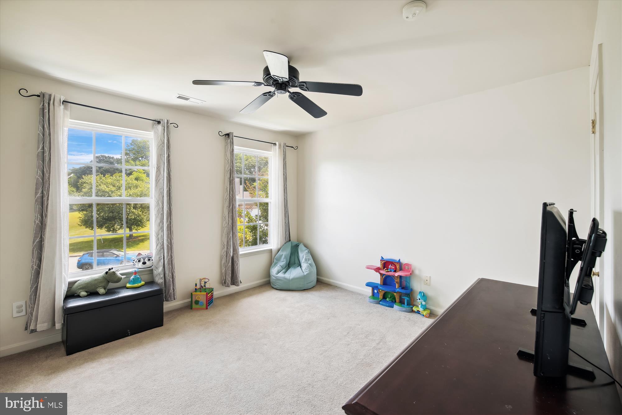 SHADOW HILLS - Residential