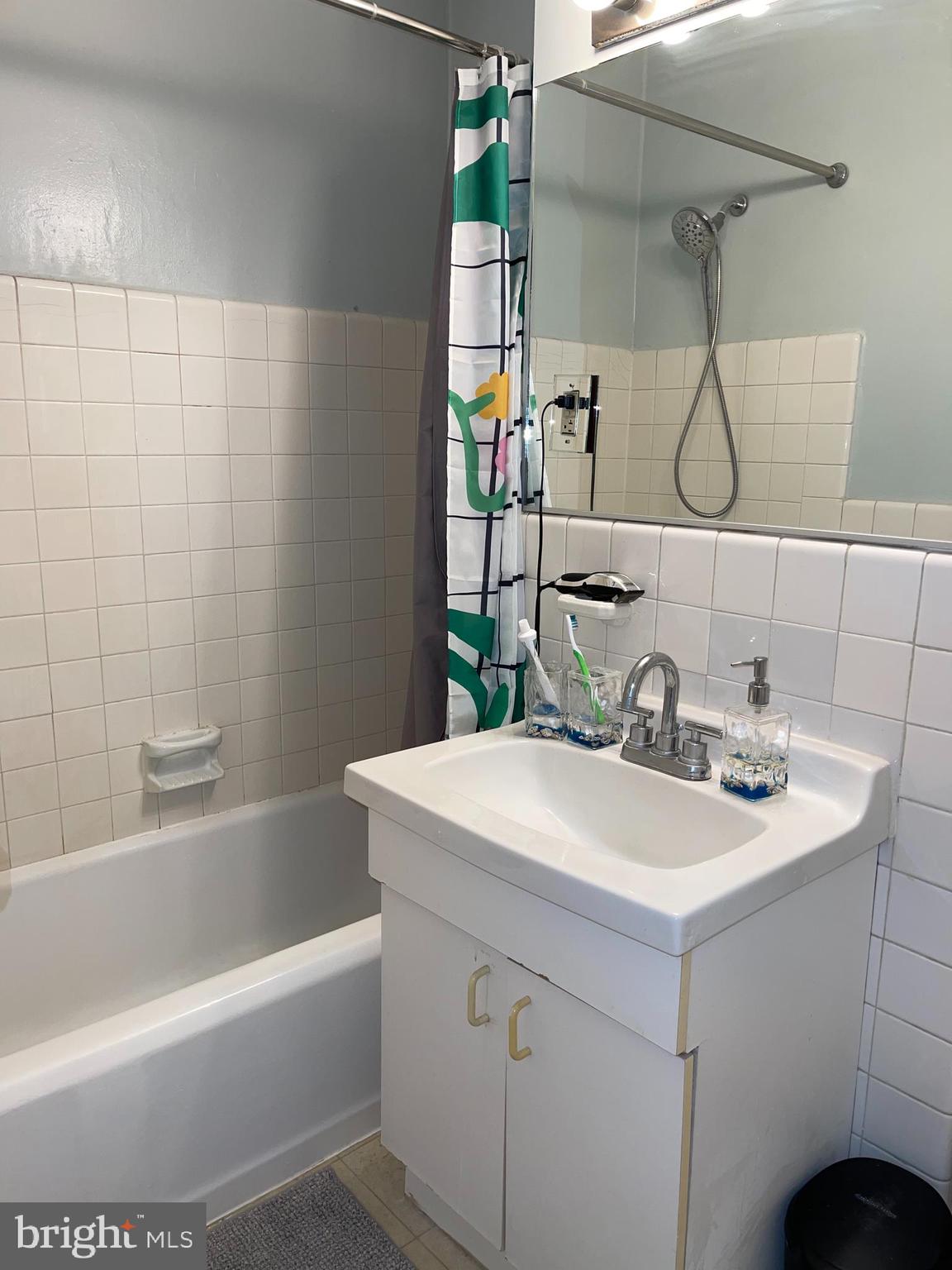 ART MUSEUM AREA - Residential