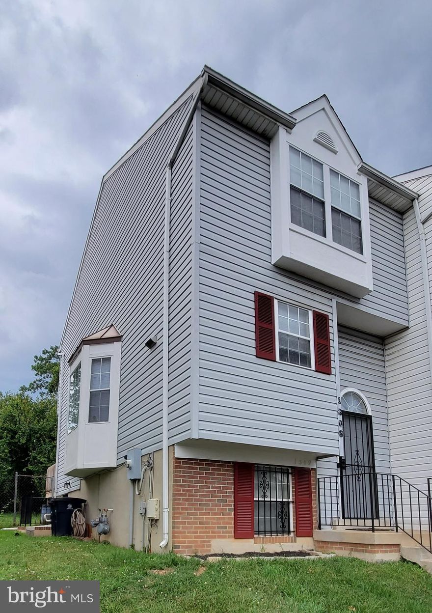 Welcome home! Beautiful 3 Bedroom, 3 1/2 Bath end-unit townhome boasts a renovated kitchen with new countertops and appliances, new carpet, new hardwood flooring, fresh paint, a new water heater, and a new roof, and new windows.  Finished basement with an additional room that could be used as a bedroom/home office. Fenced in rear yard with deck and shed.  Two car parking spaces.  Easily accessible to transportation, shopping, and nearby restaurants. NO HOA fees!!  Move-in ready condition. Sold AS-IS.

Please follow COVID precaution guidelines and wear a mask.