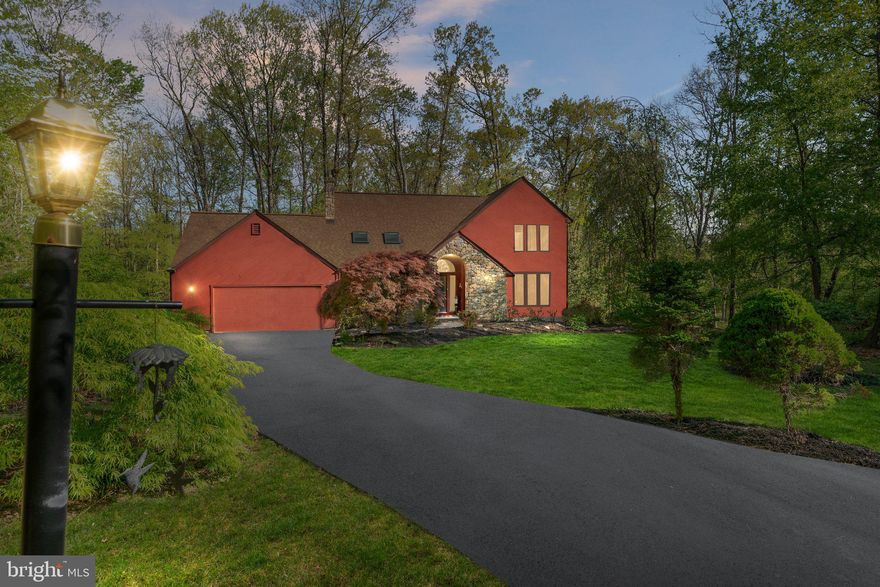 Nestled at the end of a quiet cul-de-sac, this 3-bedroom home offers a rare opportunity to enjoy privacy, nature, and simplicity. Set on a wooded 3-acre lot, the property provides a tranquil retreat surrounded by mature trees and natural beauty.
The home features a great layout with comfortable living spaces, a full unfinished basement offering storage or workshop potential, and an attached two-car garage. Step out onto the rear deck and enjoy peaceful views and the sounds of nature—perfect for quiet mornings or evening relaxation.
This home's setting and solid construction make it a wonderful canvas for your personal touch.