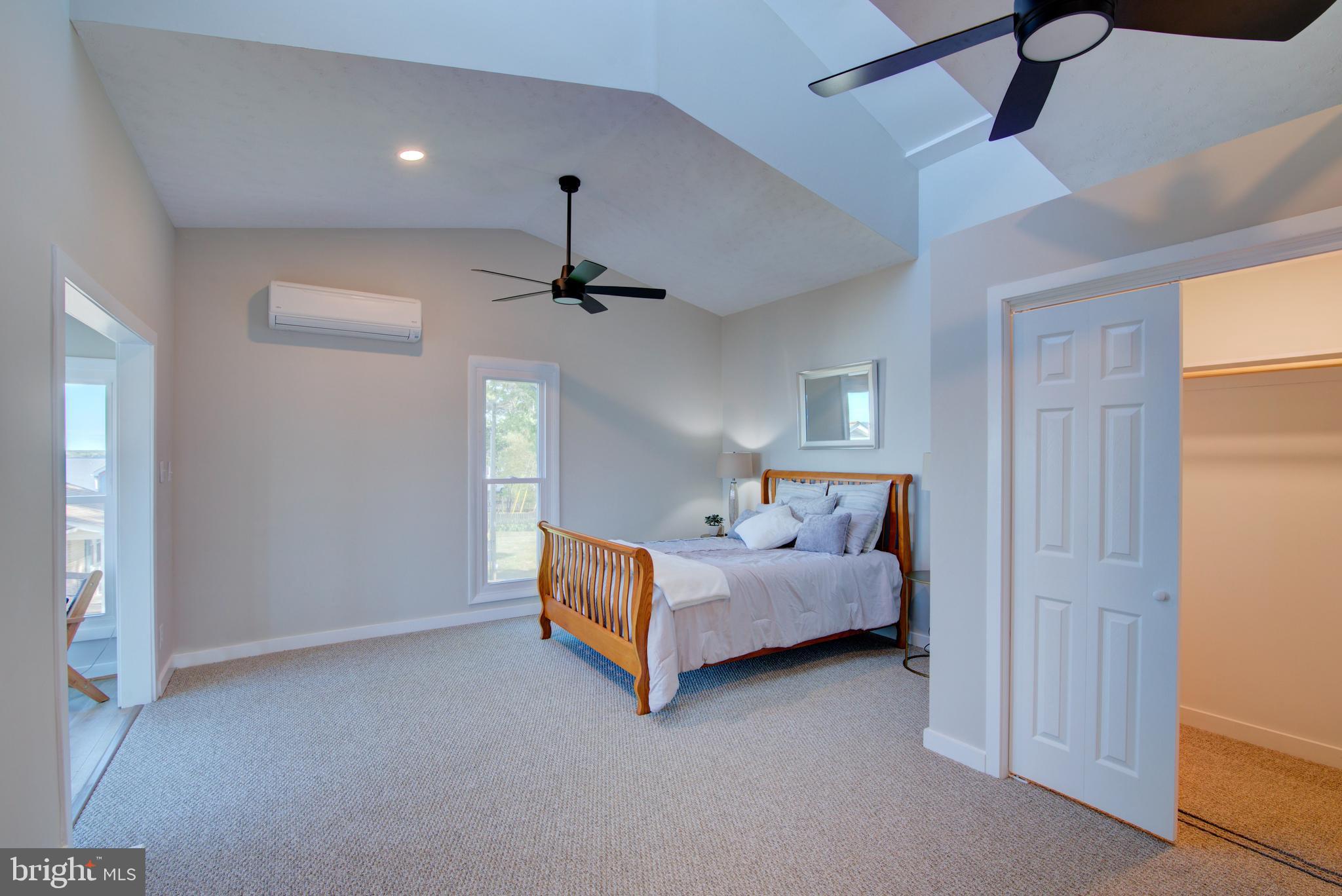 POTOMAC SHORES - Residential