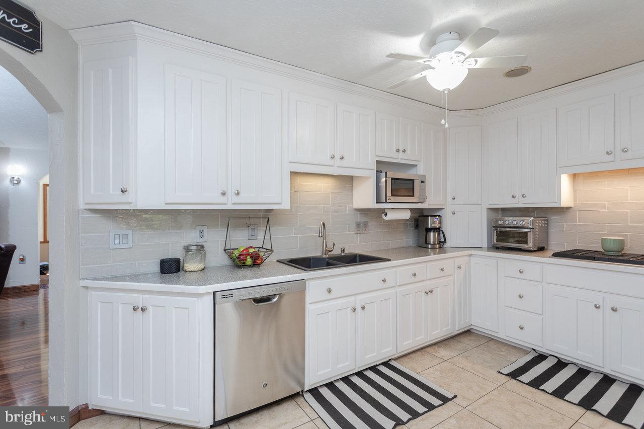 LAKEWOOD - Residential