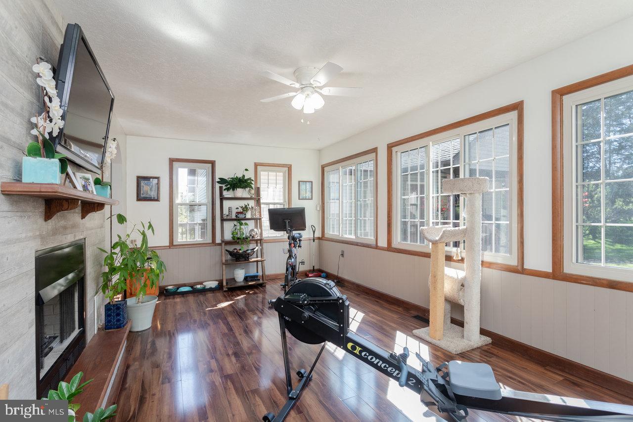 LAKEWOOD - Residential