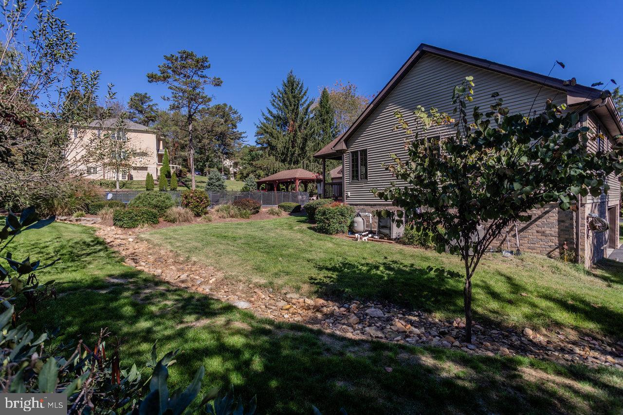 LAKEWOOD - Residential