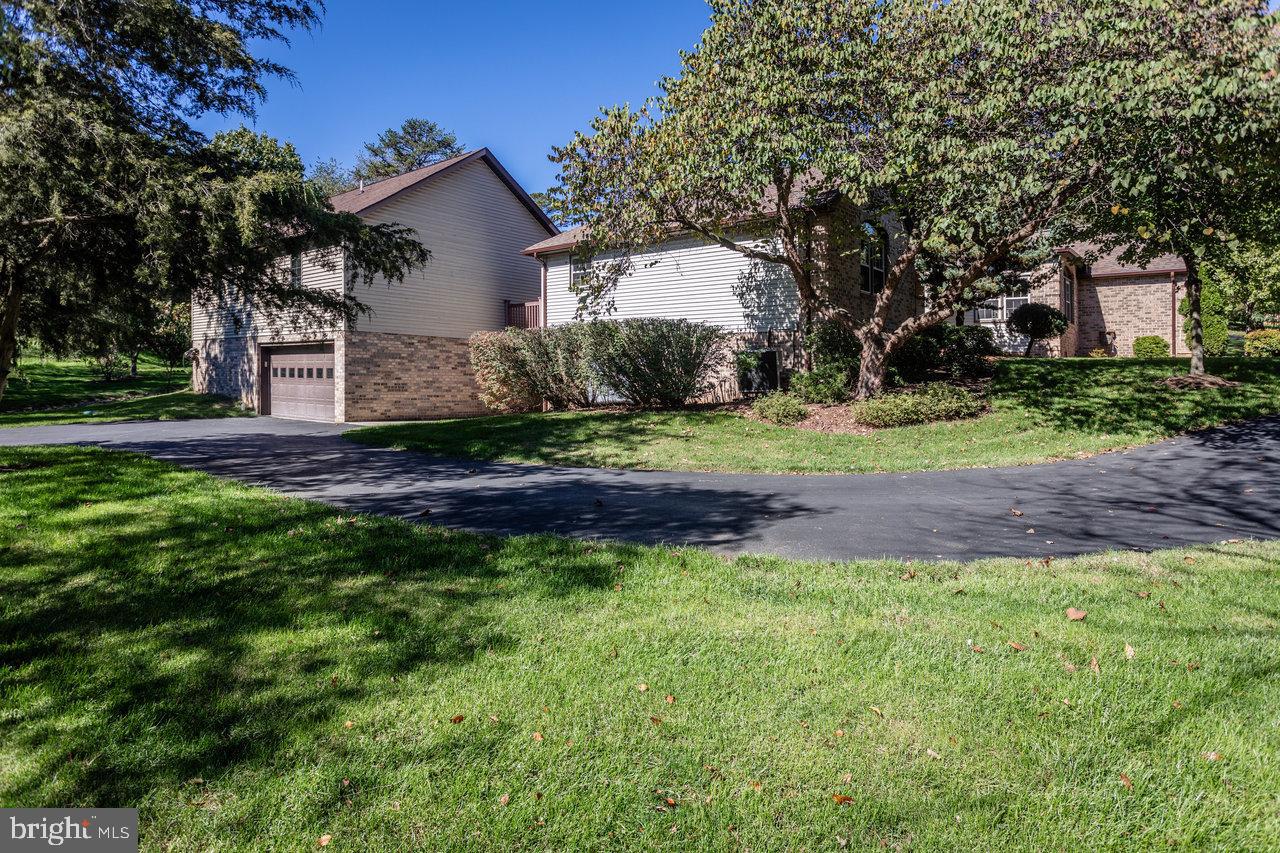 LAKEWOOD - Residential