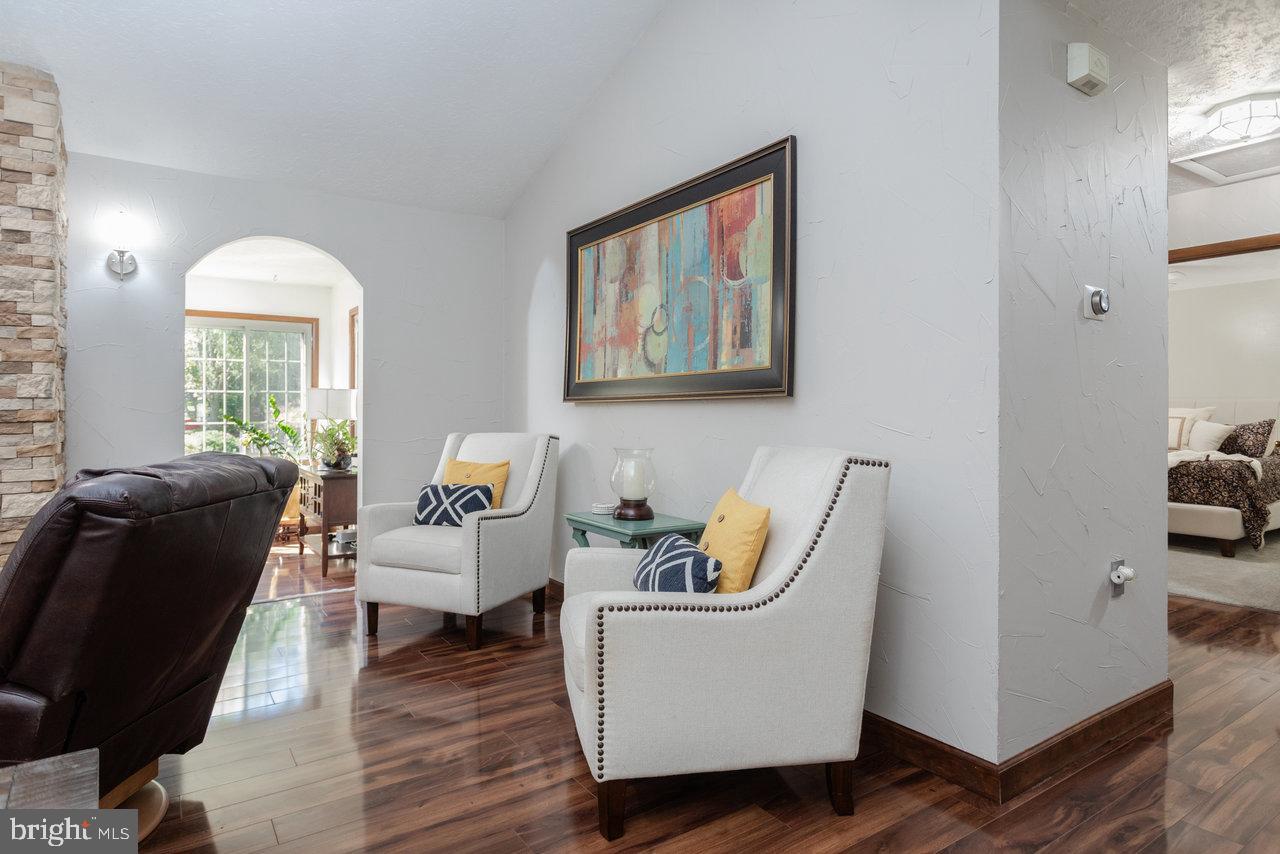 LAKEWOOD - Residential