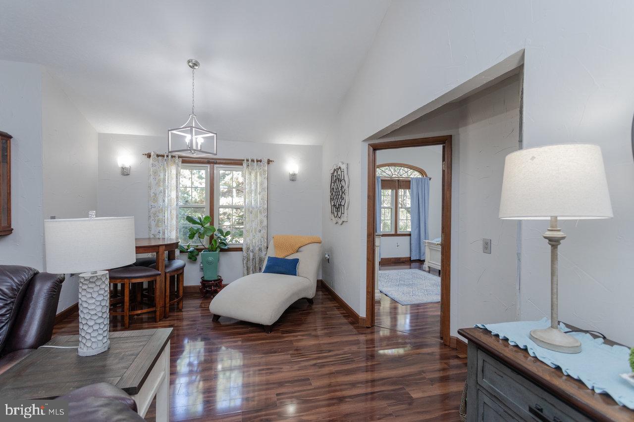 LAKEWOOD - Residential